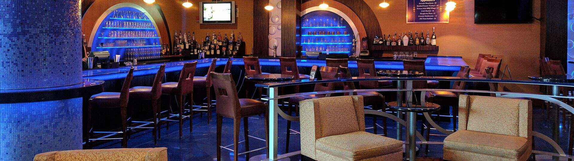Luna Restaurant & Lounge, Florida - About Us